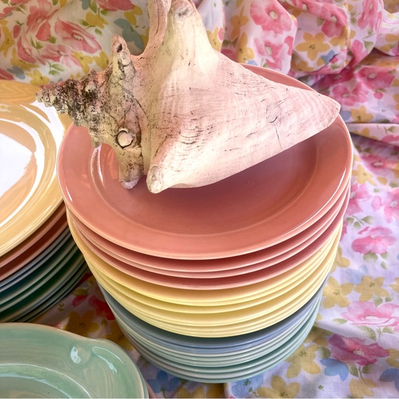LuRay Pastels giant 39 piece lot serving platters dinner plates small plates - Picture 9 of 10